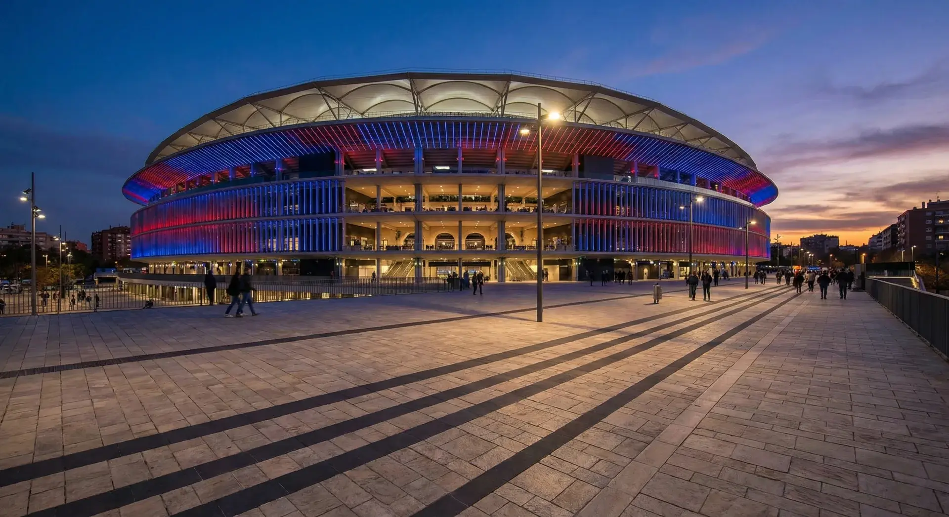 La leyenda del Camp Nou, las profundidades del mar y el espectáculo nocturno de las fuentes: deporte, experiencia y relax para toda la familia.